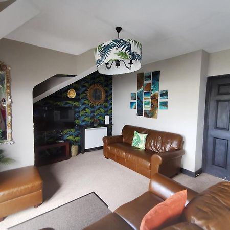 شقة Palm Cove Bundoran Luxurious Sea View Balcony Free Wifi Netflix Sleeps 5 المظهر الخارجي الصورة