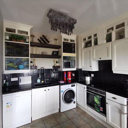 شقة Palm Cove Bundoran Luxurious Sea View Balcony Free Wifi Netflix Sleeps 5 المظهر الخارجي الصورة