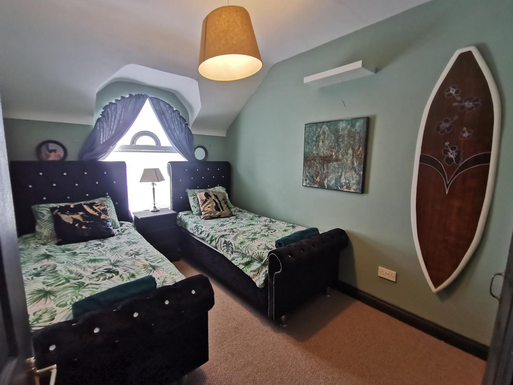 شقة Palm Cove Bundoran Luxurious Sea View Balcony Free Wifi Netflix Sleeps 5 المظهر الخارجي الصورة